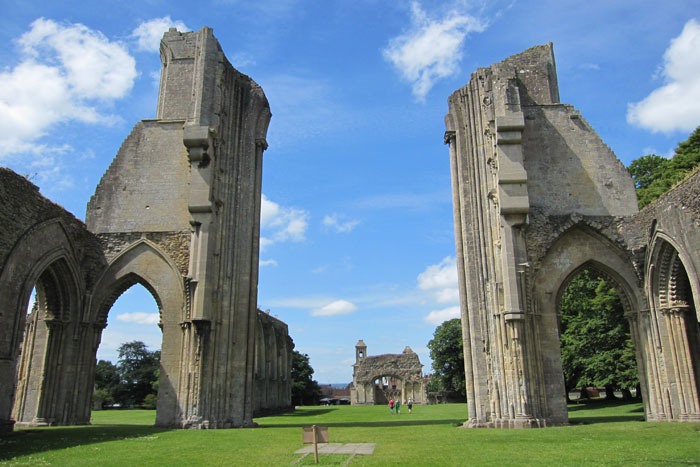 Glastonbury Retreat image