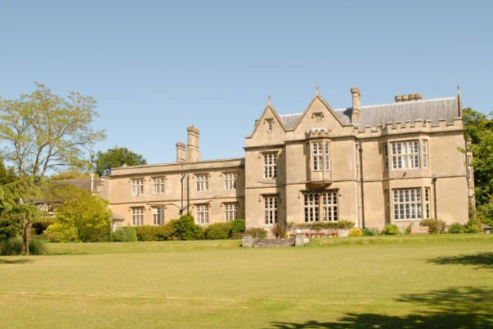 Glastonbury Retreat image