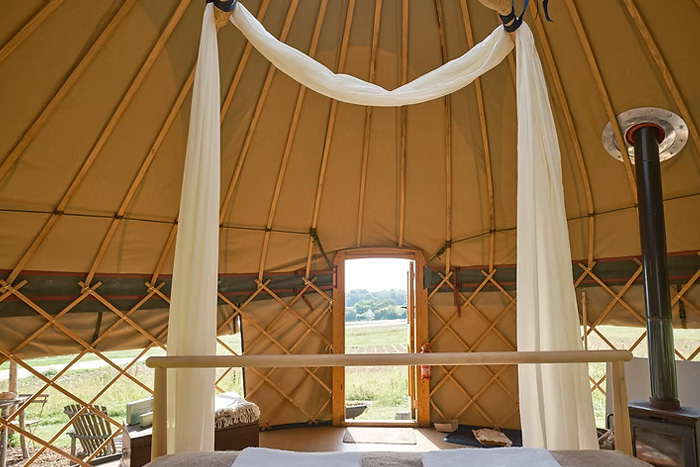 Yurts & Shepherd Huts - pic10