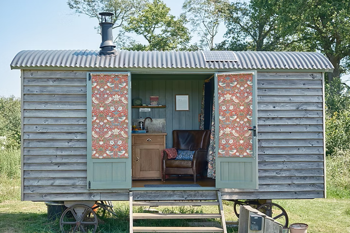 Yurts & Shepherd Huts - pic15